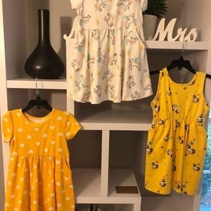 A bundle of 3 girls dresses, size 3T